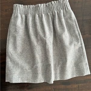 Size 0 J Crew Grey Wool Skirt. New without tags. Smoke-free home.